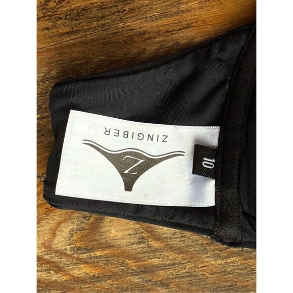 Zingiber Women's One Sided Halter Top & Bikini Bottom 2Pc Set Black Size 10 NWOT - Picture 4 of 7